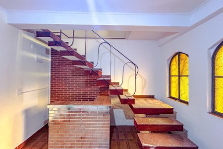 Hall de entrada de casa para alugar com 3 quartos, 120m² em Vila Carrão, São Paulo