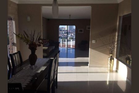 Casa à venda com 2 quartos, 470m² em Vila Basileia, São Paulo