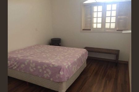 Casa à venda com 2 quartos, 470m² em Vila Basileia, São Paulo