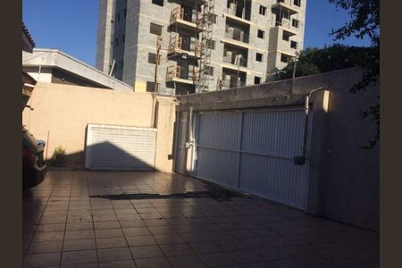 Casa à venda com 2 quartos, 470m² em Vila Basileia, São Paulo