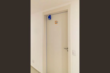Apartamento à venda com 37m², 2 quartos e sem vaga Apartamento à venda com 37m², 2 quartos e sem vagaÁrea comum - Entrada do imóvel com lockbox