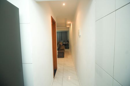 Casa à venda com 108m², 3 quartos e 1 vagaCorredor