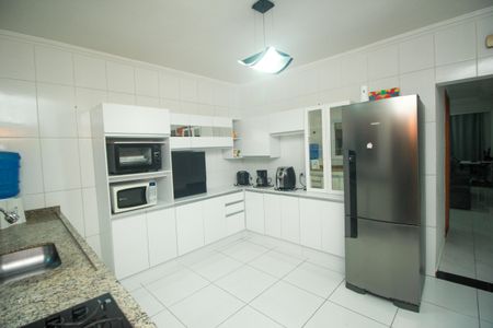 Casa à venda com 108m², 3 quartos e 1 vagaCozinha