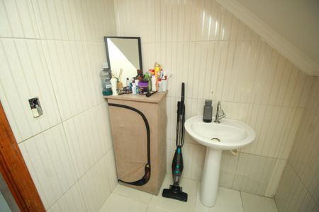 Casa à venda com 108m², 3 quartos e 1 vagaLavabo