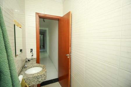 Casa à venda com 108m², 3 quartos e 1 vagaBanheiro Social