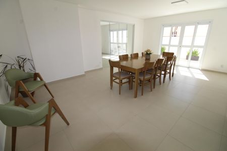 Apartamento para alugar com 44m², 2 quartos e 1 vagaÁrea comum - Salão de festas