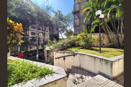 Apartamento para alugar com 30m², 1 quarto e sem vaga Apartamento para alugar com 30m², 1 quarto e sem vagaEntrada do Prédio