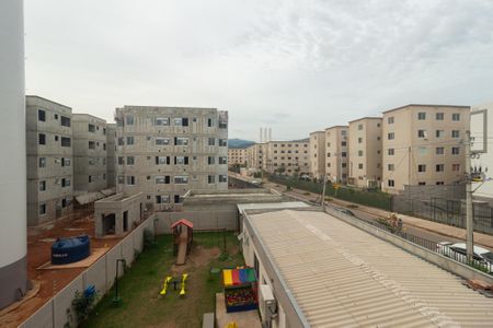 Vista da Sala de apartamento para alugar com 2 quartos, 40m² em Guaratiba, Rio de Janeiro