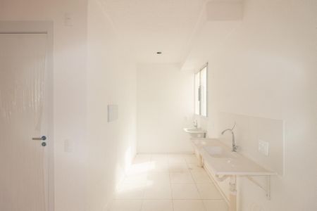 Apartamento para alugar com 40m², 2 quartos e sem vaga Apartamento para alugar com 40m², 2 quartos e sem vagaCozinha e Área de Serviço