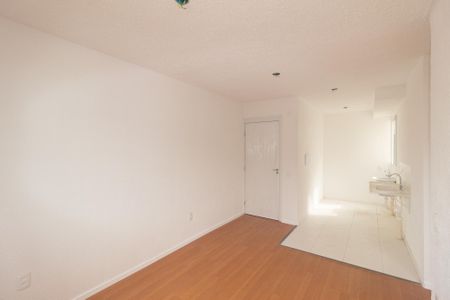 Sala de apartamento para alugar com 2 quartos, 40m² em Guaratiba, Rio de Janeiro