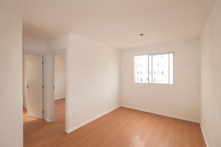 Sala de apartamento para alugar com 2 quartos, 40m² em Guaratiba, Rio de Janeiro