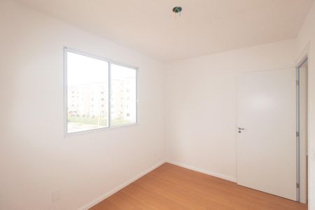 Quarto 1 de apartamento para alugar com 2 quartos, 40m² em Guaratiba, Rio de Janeiro