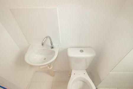 Apartamento para alugar com 40m², 2 quartos e sem vaga Apartamento para alugar com 40m², 2 quartos e sem vagaBanheiro