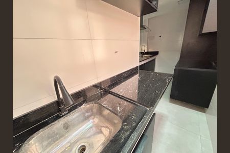 Apartamento para alugar com 75m², 3 quartos e sem vagaÁrea de Serviço