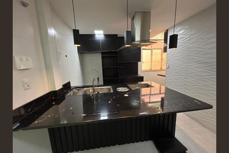 Apartamento para alugar com 75m², 3 quartos e sem vagaCozinha