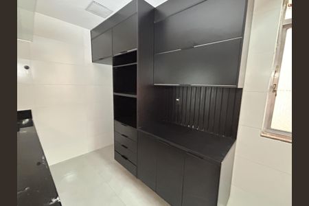 Apartamento para alugar com 75m², 3 quartos e sem vagaCozinha - Armários