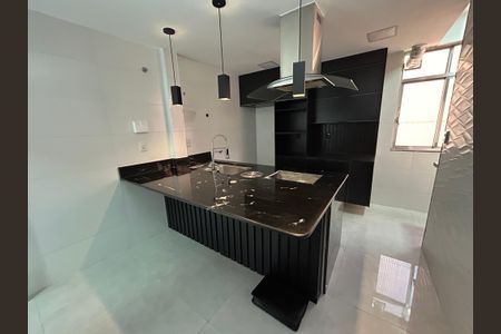 Apartamento para alugar com 75m², 3 quartos e sem vagaCozinha