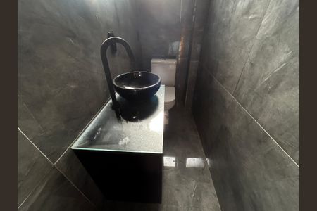 Apartamento para alugar com 75m², 3 quartos e sem vagaLavabo