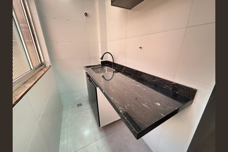 Apartamento para alugar com 75m², 3 quartos e sem vagaÁrea de Serviço