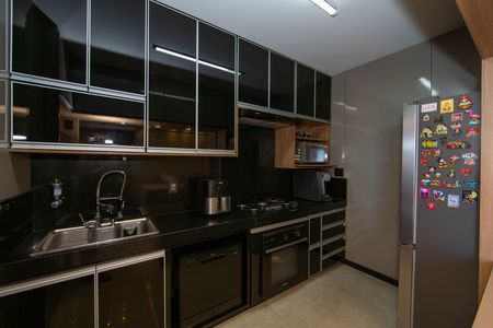 Apartamento à venda com 87m², 3 quartos e 2 vagas Apartamento à venda com 87m², 3 quartos e 2 vagasCOZINHA