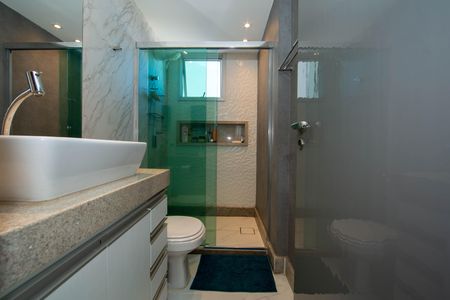 Apartamento à venda com 87m², 3 quartos e 2 vagas Apartamento à venda com 87m², 3 quartos e 2 vagasBANHEIRO1