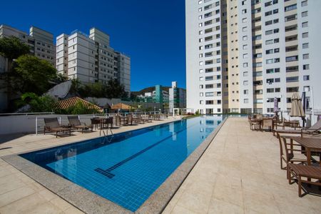 Apartamento à venda com 87m², 3 quartos e 2 vagas Apartamento à venda com 87m², 3 quartos e 2 vagasPISCINA