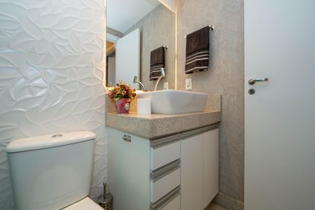 Apartamento à venda com 87m², 3 quartos e 2 vagas Apartamento à venda com 87m², 3 quartos e 2 vagasBANHEIRO2