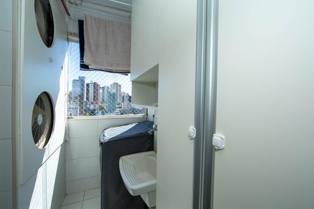 Apartamento à venda com 87m², 3 quartos e 2 vagas Apartamento à venda com 87m², 3 quartos e 2 vagasAREA DE SERVICO