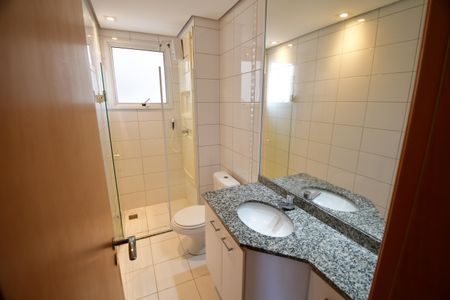 Apartamento para alugar com 80m², 2 quartos e 2 vagasBanheiro Social