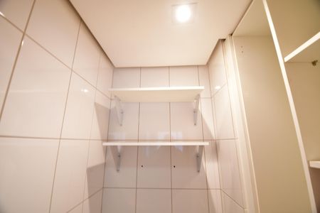 Apartamento para alugar com 80m², 2 quartos e 2 vagasBanheiro de serviço