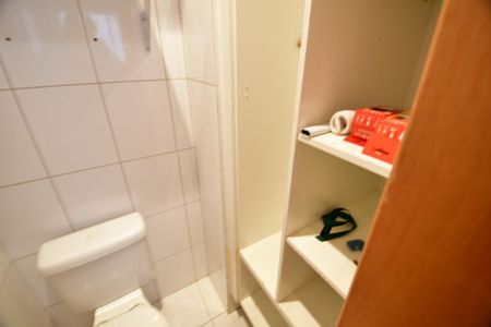 Apartamento para alugar com 80m², 2 quartos e 2 vagasBanheiro de serviço