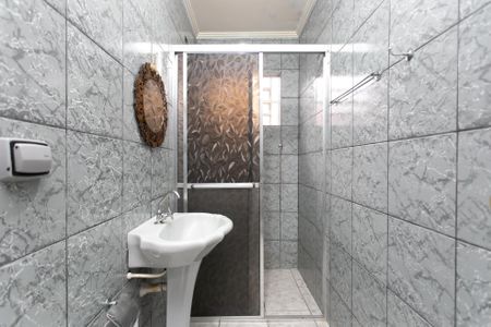 Casa para alugar com 200m², 3 quartos e 1 vaga Casa para alugar com 200m², 3 quartos e 1 vagaBanheiro Social