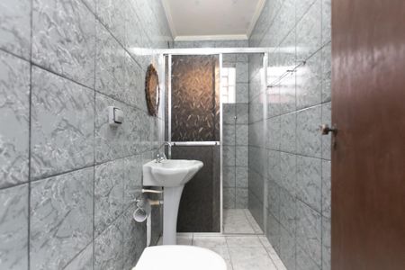 Casa para alugar com 200m², 3 quartos e 1 vaga Casa para alugar com 200m², 3 quartos e 1 vagaBanheiro Social