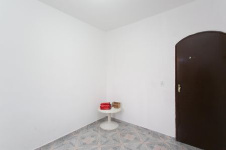 Casa para alugar com 200m², 3 quartos e 1 vaga Casa para alugar com 200m², 3 quartos e 1 vagaQuarto