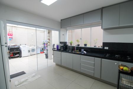 Casa para alugar com 120m², 3 quartos e 4 vagasCozinha