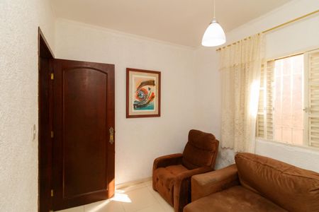 Quarto de casa para alugar com 2 quartos, 120m² em Parque Casa de Pedra, São Paulo