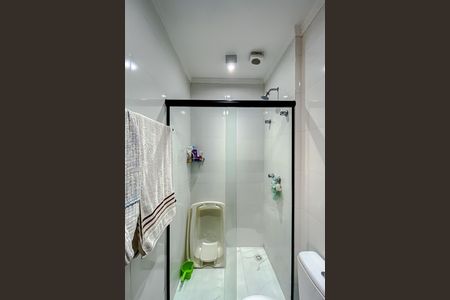 Casa à venda com 135m², 3 quartos e 2 vagasBanheiro