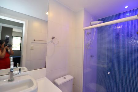 Apartamento para alugar com 60m², 2 quartos e 2 vagasBanheiro Social