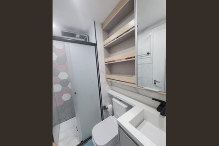 Apartamento para alugar com 46m², 2 quartos e 1 vaga Apartamento para alugar com 46m², 2 quartos e 1 vagaBanheiro