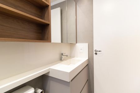 Apartamento à venda com 69m², 2 quartos e 2 vagas Apartamento à venda com 69m², 2 quartos e 2 vagasBanheiro Social