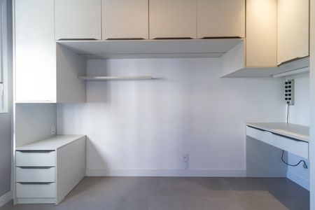Apartamento à venda com 69m², 2 quartos e 2 vagas Apartamento à venda com 69m², 2 quartos e 2 vagasSuíte