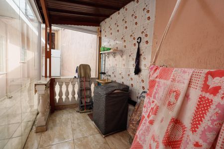 Casa à venda com 185m², 2 quartos e 1 vagaÁrea de Serviço / Churrasqueira