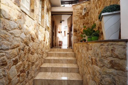 Casa à venda com 185m², 2 quartos e 1 vagaEntrada