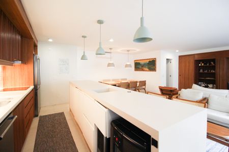 Apartamento para alugar com 105m², 2 quartos e sem vaga Apartamento para alugar com 105m², 2 quartos e sem vagaCozinha