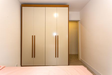 Apartamento à venda com 62m², 3 quartos e 1 vaga Apartamento à venda com 62m², 3 quartos e 1 vagaQuarto 2
