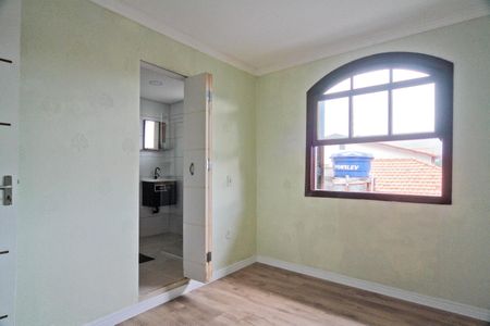 Suíte de casa para alugar com 2 quartos, 70m² em Jardim Regina, São Paulo