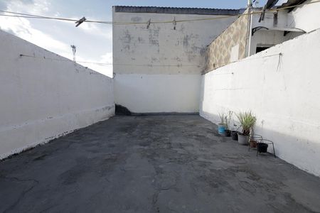 Casa à venda com 88m², 3 quartos e 1 vagaQuintal
