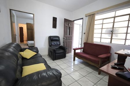 Casa à venda com 88m², 3 quartos e 1 vagaSala