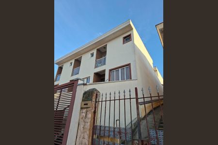 Casa à venda com 130m², 3 quartos e 2 vagas Casa à venda com 130m², 3 quartos e 2 vagasFoto 01