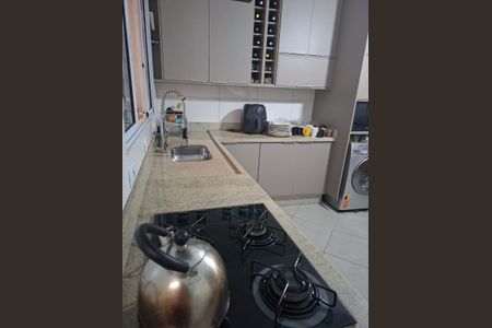 Foto 13 de casa à venda com 3 quartos, 130m² em Vila dos Remedios, São Paulo